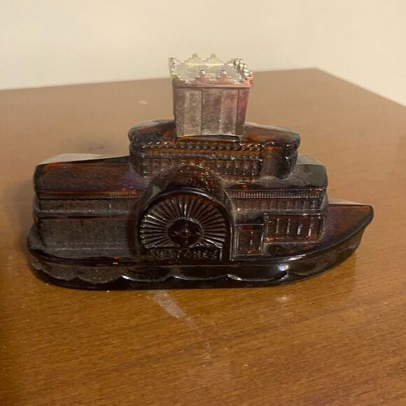 Vintage Avon Sternwheeler boat empty bottle - Picture 3 of 4